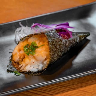 Spicy Scallop Hand Roll