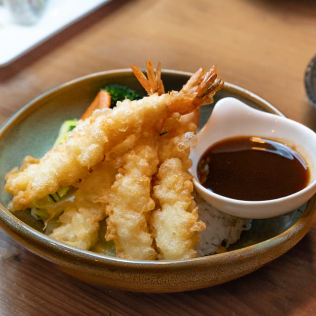 Shrimp Tempura Combination.